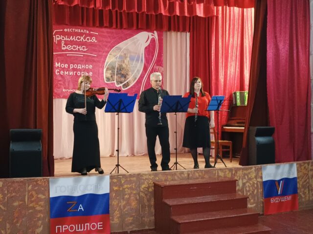 Клуб поселка Семигорье